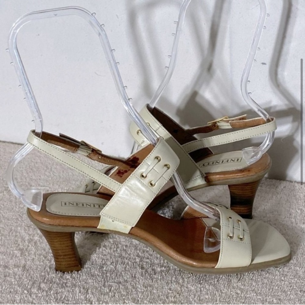 SOLD-Vintage Infinity Ivory Thick Strap Chunky Heel Sandals 8 - Picture 5 of 11